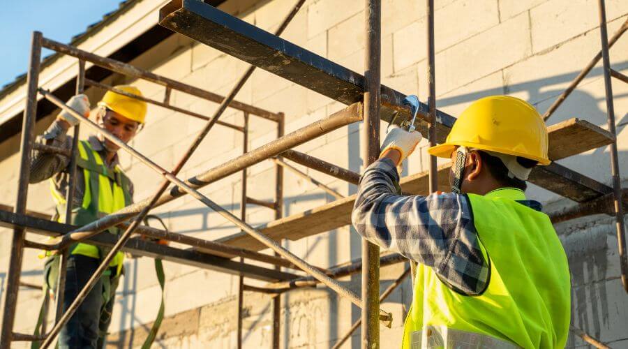 Fascia Repair in Warrensburg, IL